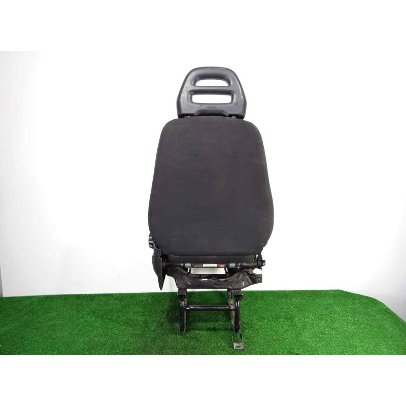 Recambio de asiento delantero izquierdo para iveco daily furgón 2.3 diesel cat referencia OEM IAM SINREFERENCIA TELA 14-19