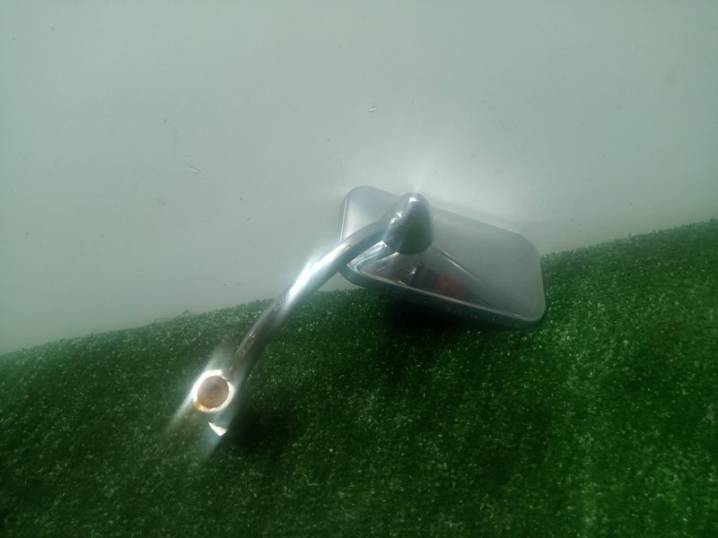 Recambio de retrovisor izquierdo para yamaha 250 special referencia OEM IAM  NO ES ORIGINAL 