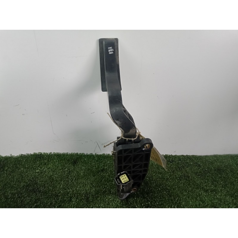 Recambio de pedal acelerador para hyundai accent (mc) 1.5 crdi cat referencia OEM IAM 327271G800  
