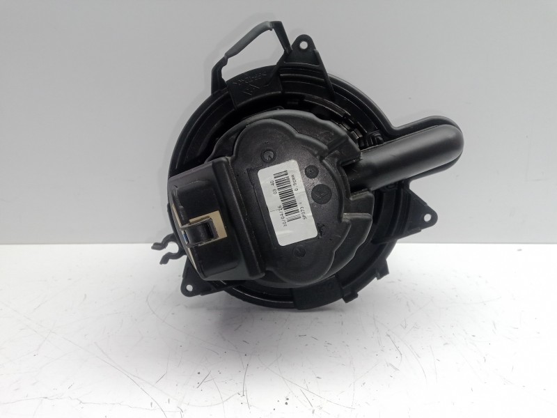 Recambio de motor calefaccion para renault clio iv 1.2 16v referencia OEM IAM 5P3730000 2.PINES 