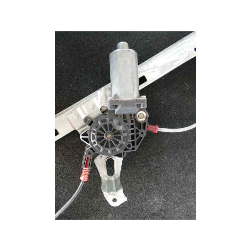 Recambio de elevalunas delantero izquierdo para peugeot 206 berlina 1.4 hdi referencia OEM IAM  ELECTRICO 5.PUERTAS