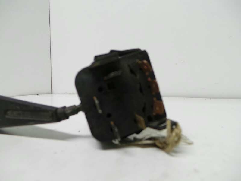 Recambio de mando intermitentes para opel corsa a referencia OEM IAM 90126712 90126713 90127074