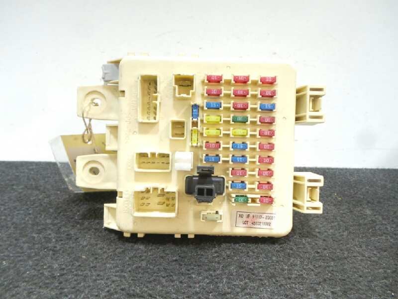 Recambio de caja reles / fusibles para hyundai elantra (xd) 2.0 crdi cat referencia OEM IAM 911102D001-4503211002  