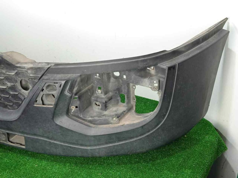 Recambio de paragolpes delantero para iveco daily furgón 2.3 diesel cat referencia OEM IAM 5801529745 14-19 