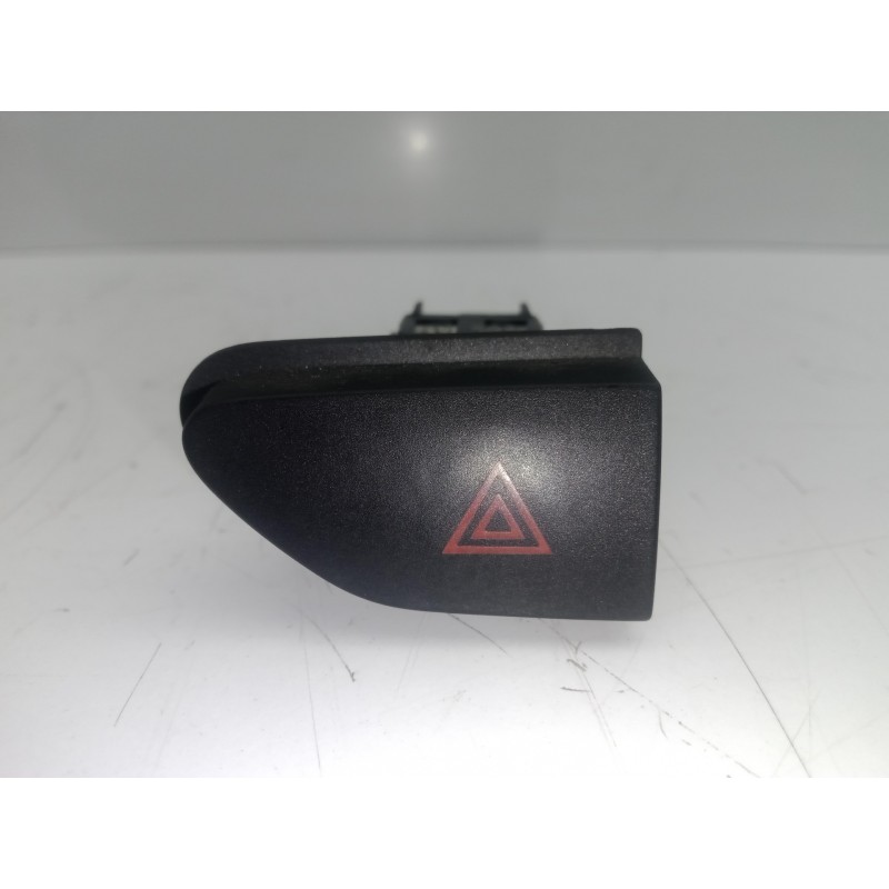 Recambio de warning para renault clio iv 1.2 16v referencia OEM IAM 252907372R 5.PINES 