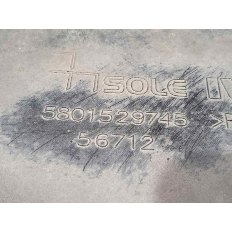 Recambio de paragolpes delantero para iveco daily furgón 2.3 diesel cat referencia OEM IAM 5801529745 14-19 