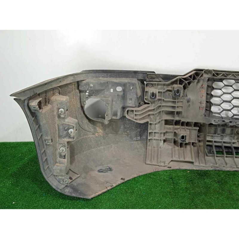 Recambio de paragolpes delantero para iveco daily furgón 2.3 diesel cat referencia OEM IAM 5801529745 14-19 