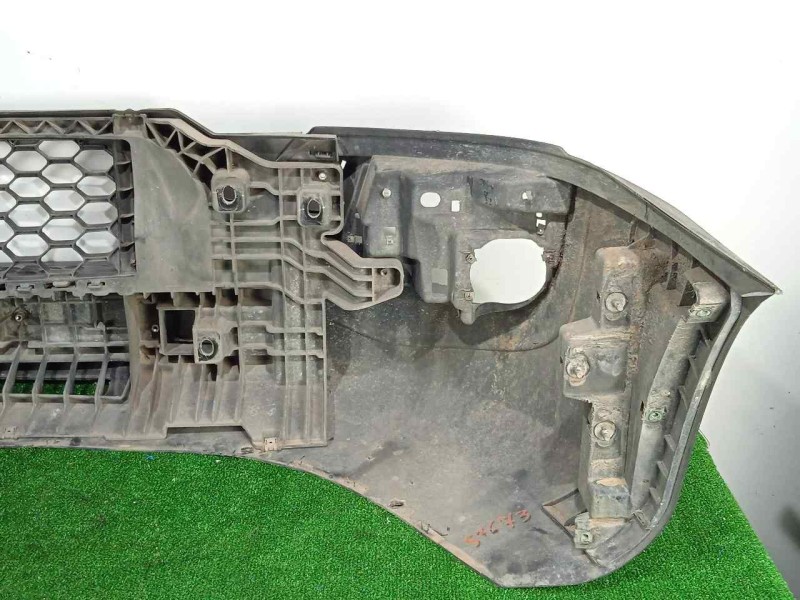 Recambio de paragolpes delantero para iveco daily furgón 2.3 diesel cat referencia OEM IAM 5801529745 14-19 
