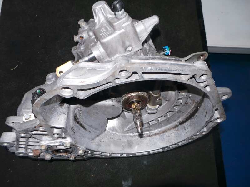 Recambio de caja cambios para daewoo leganza 2.0 cat referencia OEM IAM FC039167-BC372 5.VELOCIDADES MANUAL