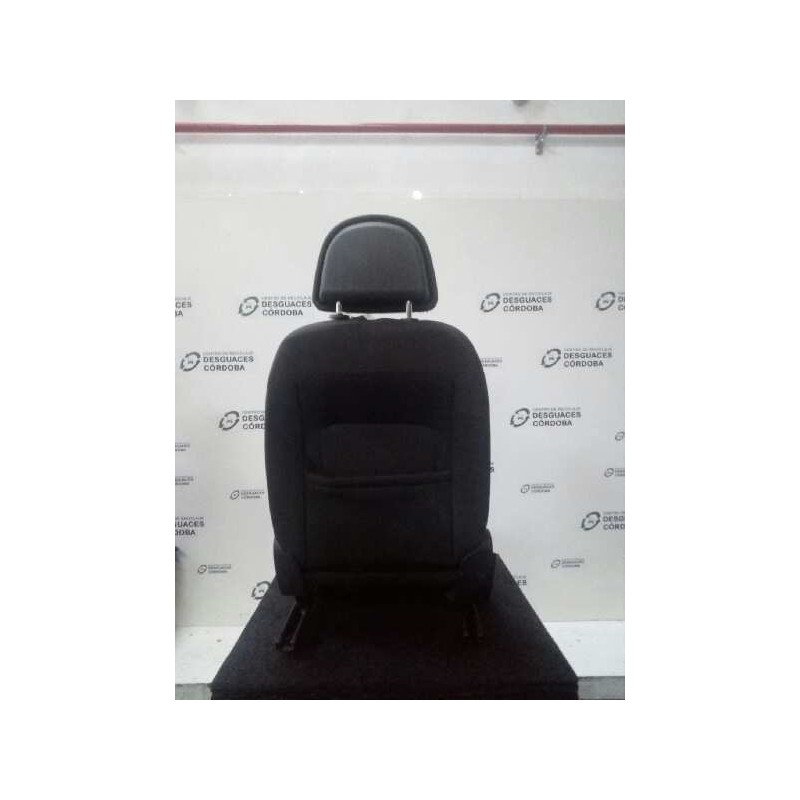 Recambio de asiento delantero derecho para opel insignia berlina 2.0 cdti referencia OEM IAM  TELA 