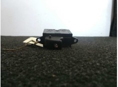 Recambio de mando elevalunas trasero derecho para daewoo nubira berlina 1.6 cat referencia OEM IAM   