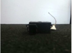 Recambio de mando elevalunas trasero derecho para daewoo nubira berlina 1.6 cat referencia OEM IAM    2