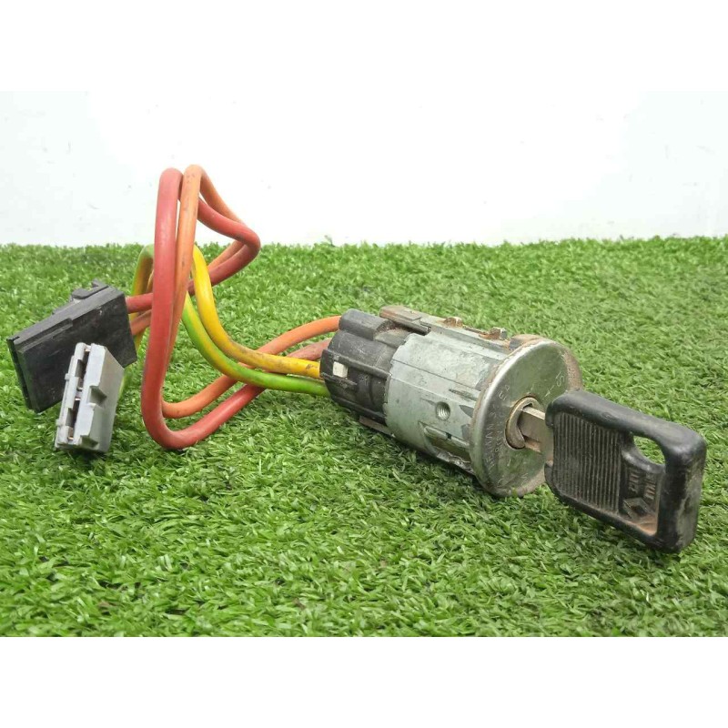 Recambio de conmutador de arranque para renault rapid/express (f40) 1.4 referencia OEM IAM SINREFERENCIA 2.CONECTORES 