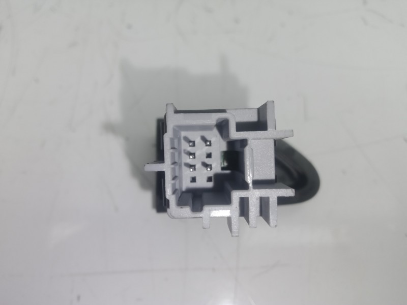 Recambio de interruptor para renault clio iv 1.2 16v referencia OEM IAM 252103678R BLOQUEO PUERTAS 5.PINES