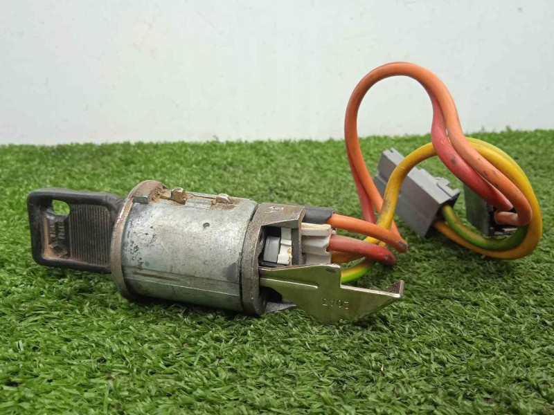 Recambio de conmutador de arranque para renault rapid/express (f40) 1.4 referencia OEM IAM SINREFERENCIA 2.CONECTORES 