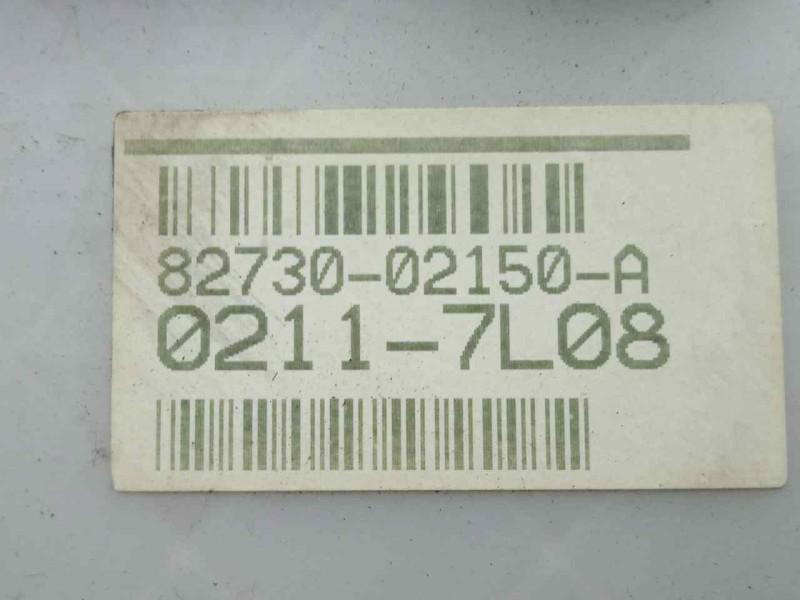 Recambio de caja reles / fusibles para toyota auris 1.4 turbodiesel cat referencia OEM IAM 02117L08-8273002150A-302757J21  