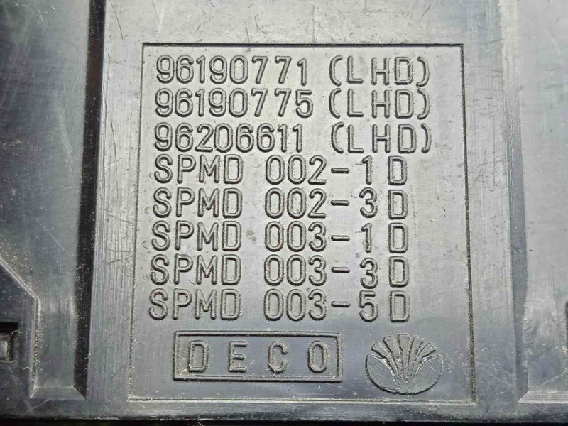 Recambio de mando elevalunas delantero izquierdo para daewoo leganza 2.0 cat referencia OEM IAM 621W01620 4.BOTONES 