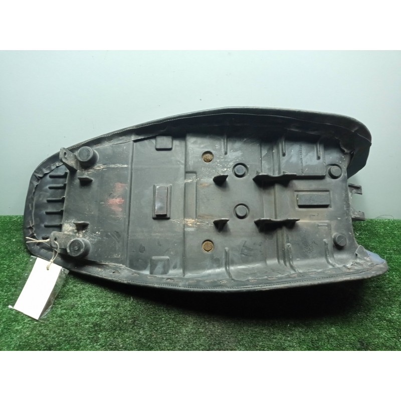 Recambio de asiento para honda fmx 650 (rd12) fx 650 vigor  (rd09) referencia OEM IAM SINREFERENCIA  