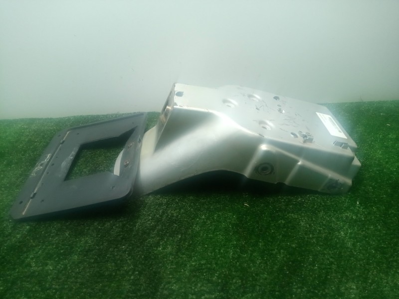 Recambio de paso rueda para yamaha 250 special referencia OEM IAM  PORTAMATRICULAS ADAPTADO PARA DISEÑO SCRAMBLER