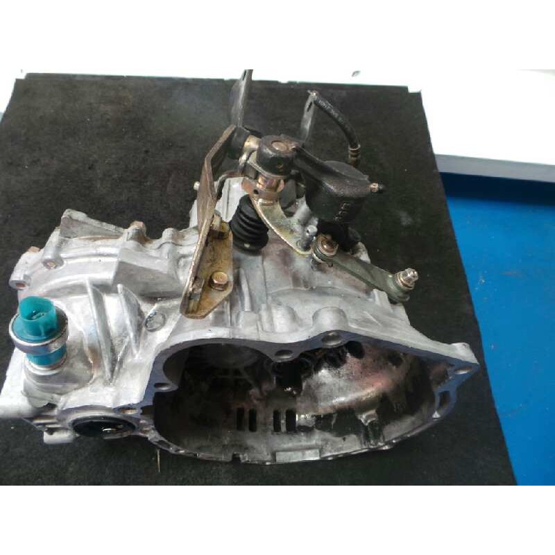 Recambio de caja cambios para hyundai coupe (j2) 1.6 16v cat referencia OEM IAM NOTIENEREFERENCIA 5 VELOCIDADES MANUAL