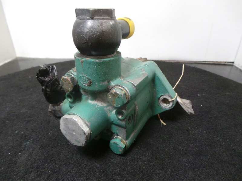 Recambio de bomba direccion para volvo trucks fl612 6.0 td - intercooler referencia OEM IAM VT79A-2105274-23A98-6795108  