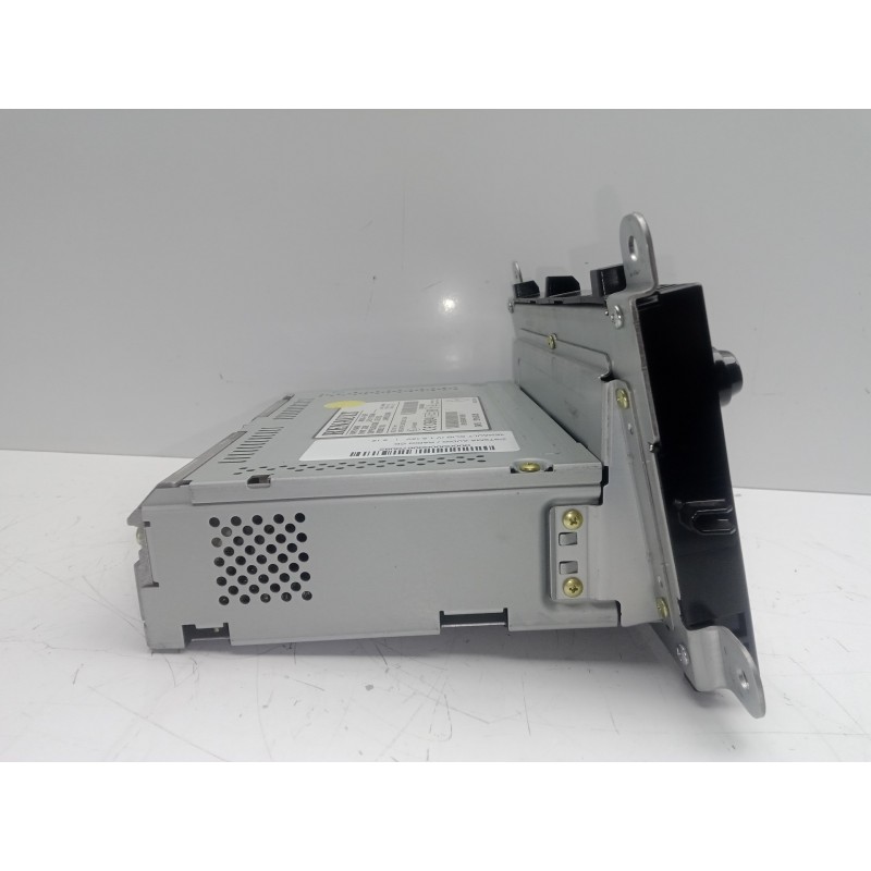 Recambio de sistema audio / radio cd para renault clio iv 1.2 16v referencia OEM IAM 281155564R  