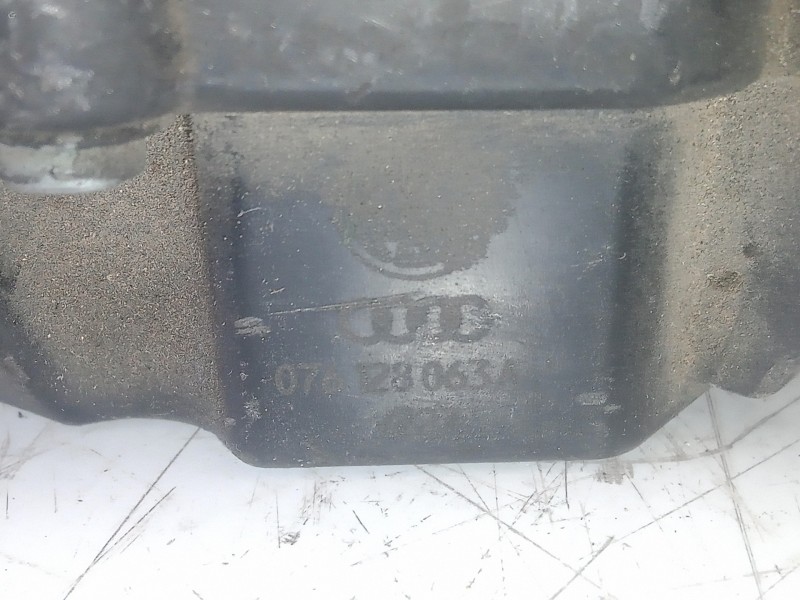 Recambio de caja mariposa para volkswagen crafter caja cerrada 2.5 tdi dpf referencia OEM IAM 076128063A  