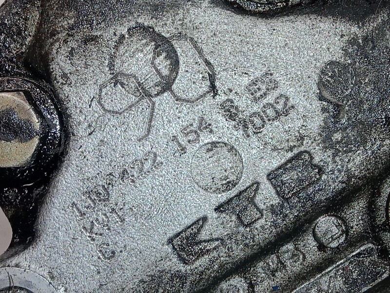 Recambio de bomba direccion para volkswagen golf iv berlina (1j1) 1.6 referencia OEM IAM 1J0422154B KYB 