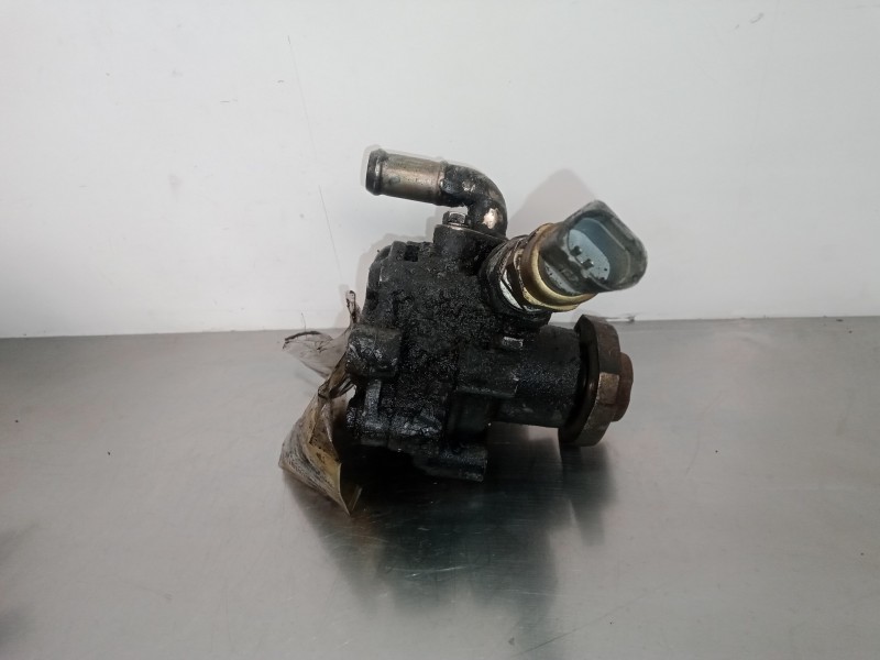 Recambio de bomba direccion para volkswagen golf iv berlina (1j1) 1.6 referencia OEM IAM 1J0422154B KYB 
