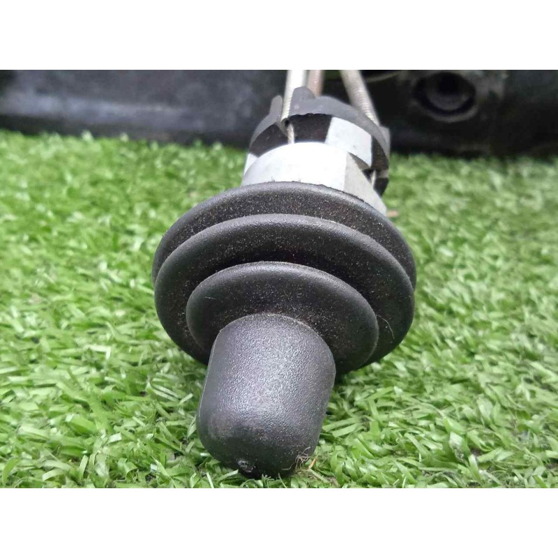 Recambio de retrovisor derecho para seat ibiza 1.5 referencia OEM IAM SINREFERENCIA 83-91 - MANUAL NEGRO