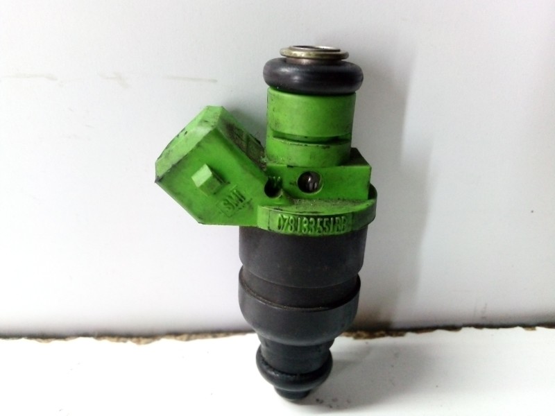 Recambio de inyector para audi a6 berlina (4b2) 2.4 v6 30v referencia OEM IAM 078133551BB  