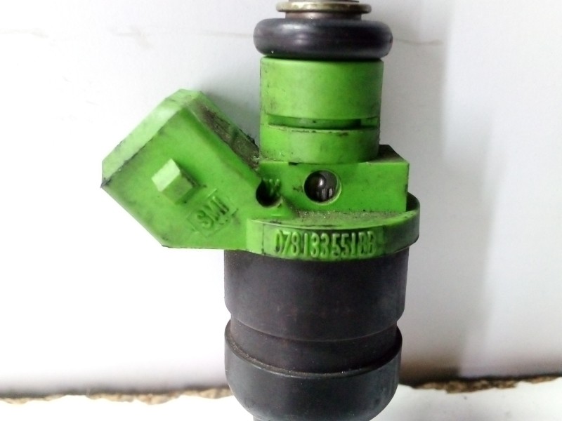 Recambio de inyector para audi a6 berlina (4b2) 2.4 v6 30v referencia OEM IAM 078133551BB  