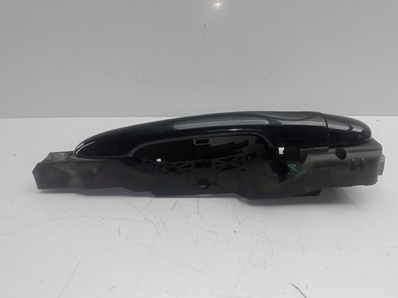 Recambio de maneta exterior delantera derecha para renault clio iv 1.2 16v referencia OEM IAM   