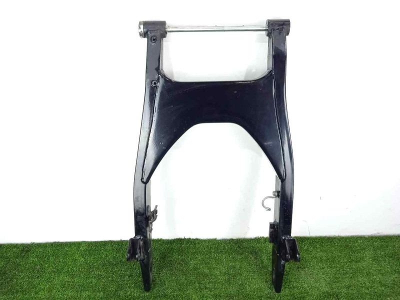 Recambio de basculante para hyosung st 700i referencia OEM IAM 61100HP9503120-64711HP9500  