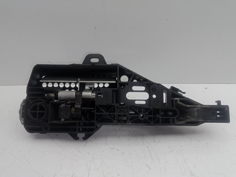 Recambio de maneta exterior delantera derecha para renault clio iv 1.2 16v referencia OEM IAM   