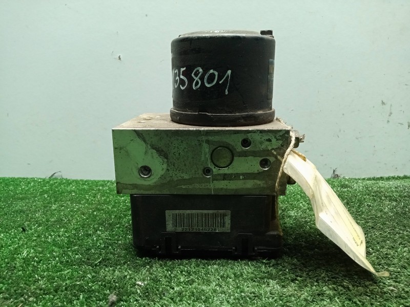 Recambio de abs para hyundai elantra referencia OEM IAM BH60101300-5AK2C1301Y  589202D300 5WY7108B