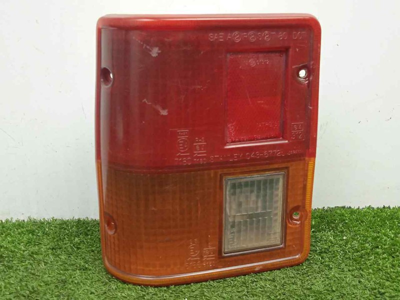 Recambio de piloto trasero izquierdo para mitsubishi pajero 2.3 turbodiesel referencia OEM IAM SINREFERENCIA  