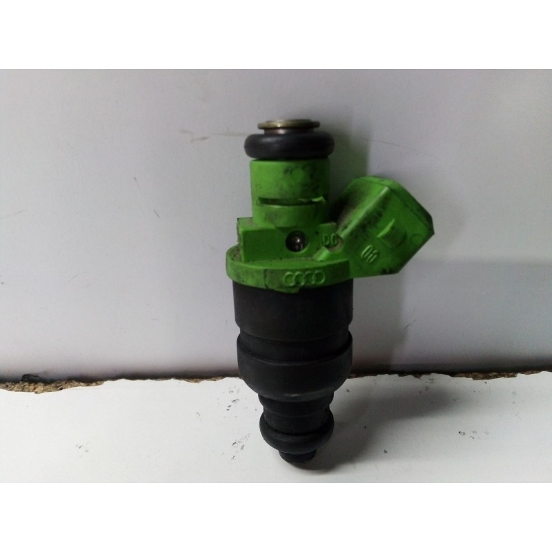 Recambio de inyector para audi a6 berlina (4b2) 2.4 v6 30v referencia OEM IAM 078133551BB  