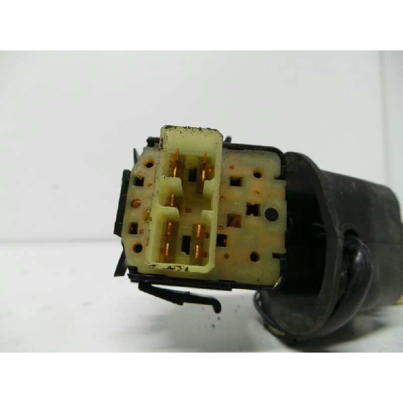 Recambio de mando limpia para daewoo nubira berlina 1.8 cat referencia OEM IAM 96552852DH-52133D1000-DH  
