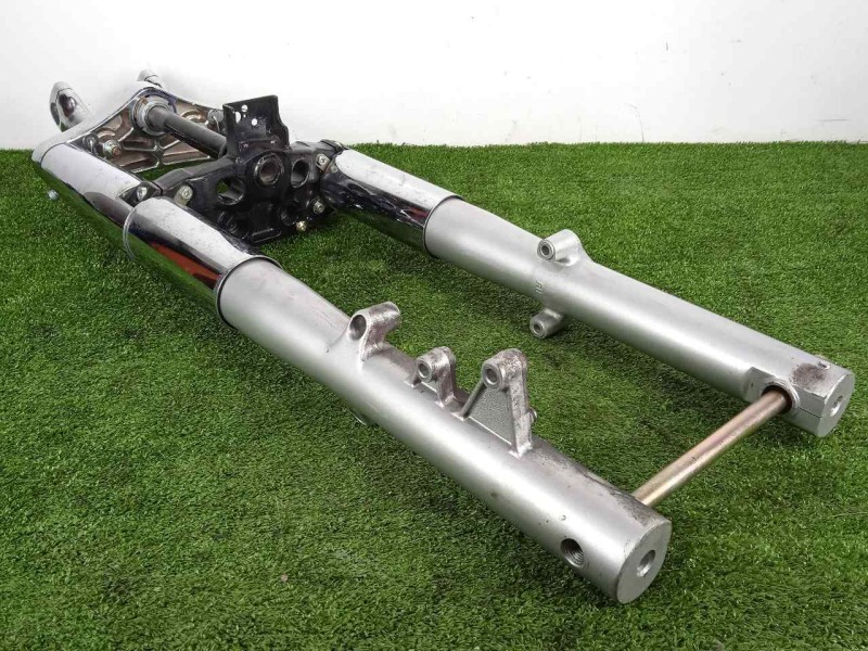 Recambio de horquilla para hyosung st 700i referencia OEM IAM 51210H99D00-51220H99D00-51881H99D00CR-51883H99D00PLA CON.EJE 