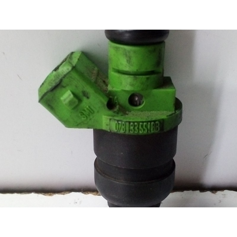 Recambio de inyector para audi a6 berlina (4b2) 2.4 v6 30v referencia OEM IAM 078133551BB  