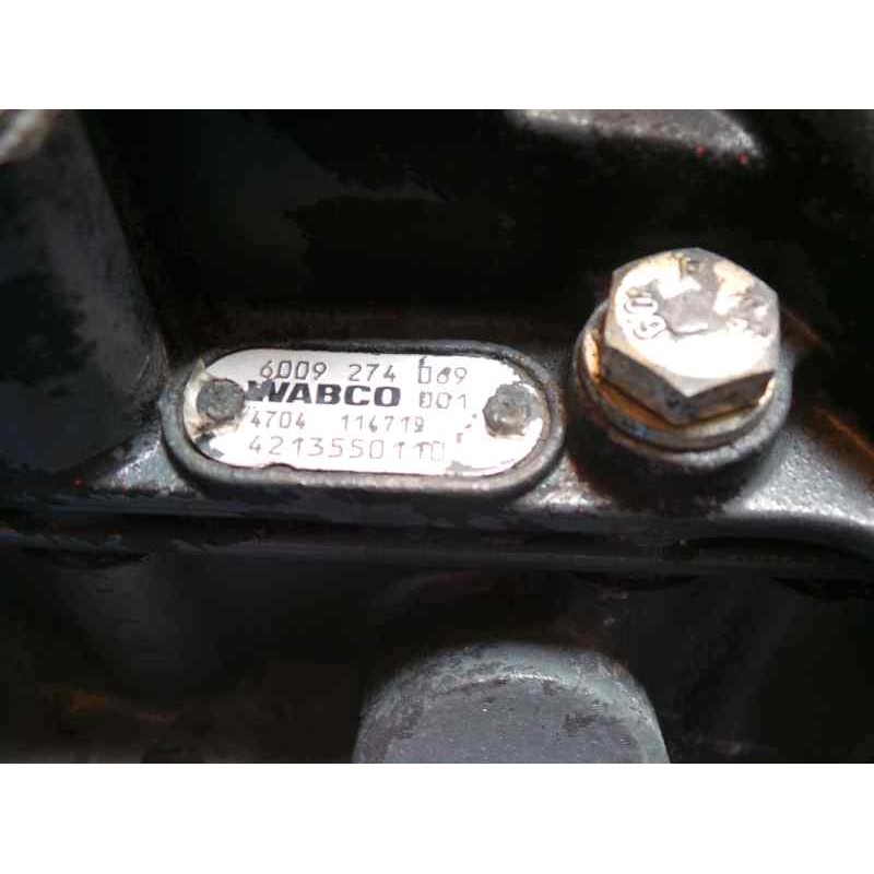 Recambio de caja cambios para renault ( truck ) 420.18t 4x2 11116 c.c dci referencia OEM IAM 12AS2301IT-1327040068-5010545885 SE