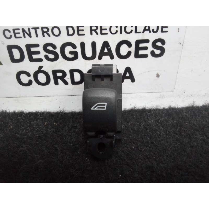 Recambio de mando elevalunas trasero derecho para volvo s80 berlina 2.0 diesel cat referencia OEM IAM 31272006 5.PINES 