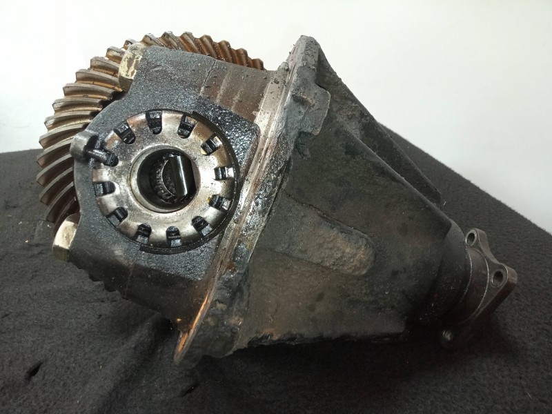 Recambio de diferencial delantero para land rover range rover (lp) 2.5 turbodiesel referencia OEM IAM FTC3490-FTC3490E RELACION: