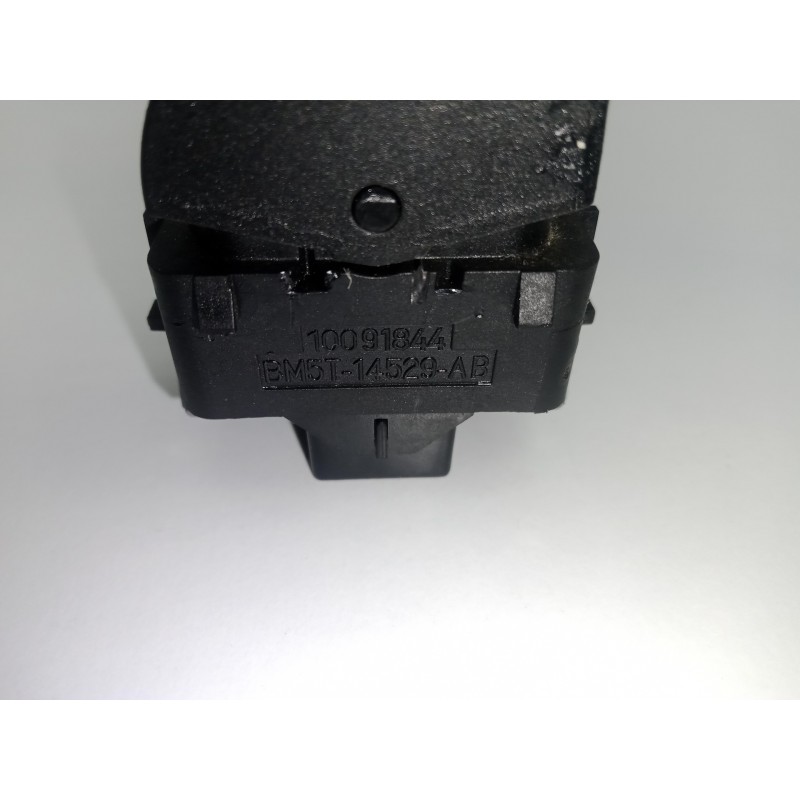 Recambio de mando elevalunas trasero derecho para ford focus lim. (cb8) 1.6 tdci cat referencia OEM IAM BM5T14529AB 4.PINES 
