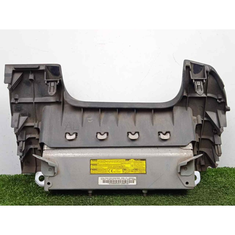 Recambio de airbag delantero izquierdo rodilla para toyota auris 1.4 turbodiesel cat referencia OEM IAM 7390002050-0589P1000297 