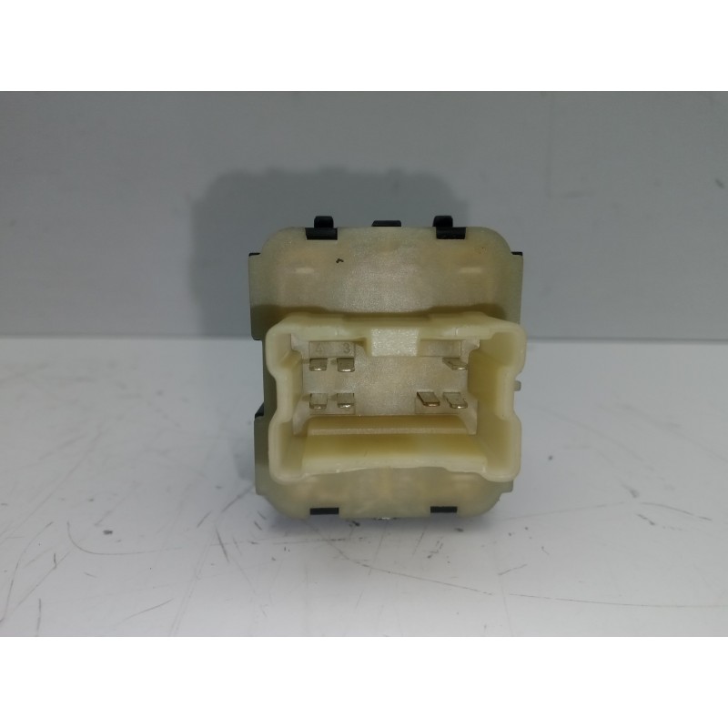 Recambio de mando elevalunas delantero izquierdo para renault clio iv 1.2 16v referencia OEM IAM 254118044R 2.BOTONES 