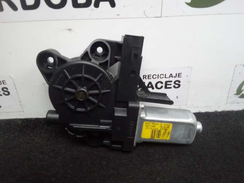 Recambio de motor elevalunas delantero derecho para volvo s80 berlina 2.0 diesel cat referencia OEM IAM 120905-970714102 6.PINES