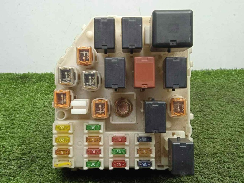 Recambio de caja reles / fusibles para toyota rav 4 (a2) 1.8 16v cat referencia OEM IAM 8272142020  