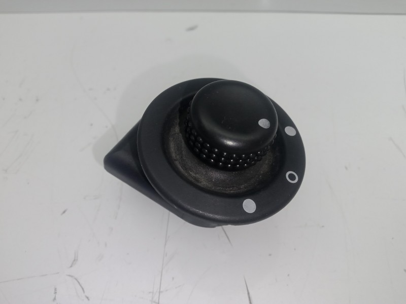 Recambio de mando retrovisor para renault clio iv 1.2 16v referencia OEM IAM 255706283R  